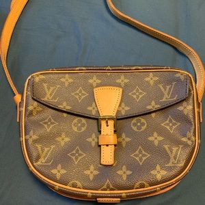 Louis Vuitton Jeune Fille PM